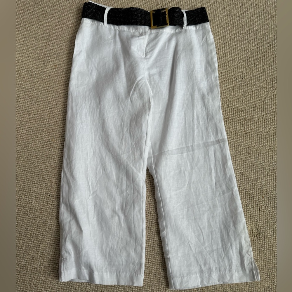 Richard Malcolm white linen pants with belt.  Size 10